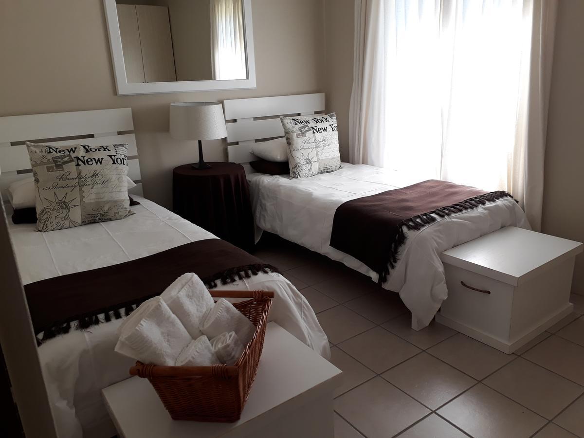 The Upper Deck Apartment Swellendam Kültér fotó